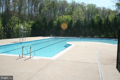 9713 Handerson Place unit 402, Manassas Park, VA 20111 - photo 4