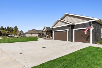 06_150WSwiftCreekWay_2014_HiRes