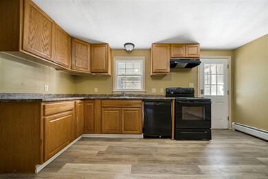 104 Granite St, Londonderry, NH 03053 - photo 3