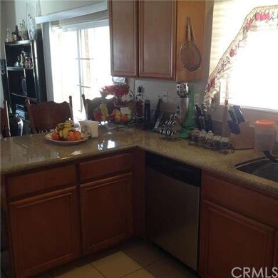 Granite Counter Tops In Kitchen
