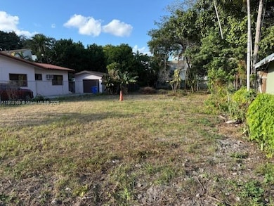 1121 NW 2nd St, Miami, FL 33128 - photo 2