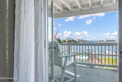 111 Florida Ave unit 9, Carolina Beach, NC 28428 - photo 5