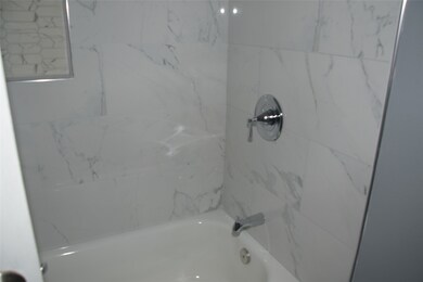 2032 W Little York Rd, Houston, TX 77091 - photo 6