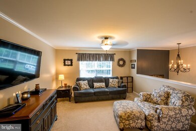 35344 Pine Ct, Mechanicsville, MD 20659 - photo 2