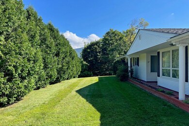 94 Jackson Ave, Rutland, VT 05701 - photo 2