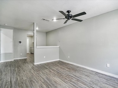 5117 Lavender St unit 5127, Houston, TX 77026 - photo 2