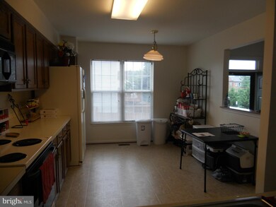 7083 Gresham Ct W, Frederick, MD 21703 - photo 5