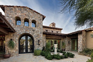 Front Inner Courtyard