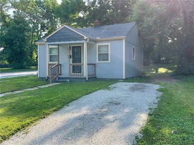 7101 Walrond Ave, Kansas City, MO 64132 - photo 2