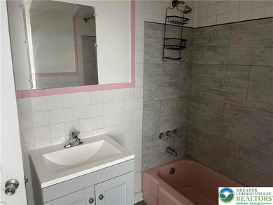 1201 E 4th St unit 3, Bethlehem, PA 18015 - photo 7