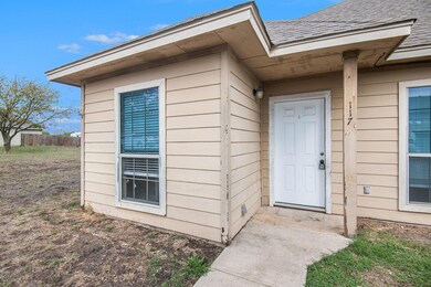 117 Collett Ct, Weatherford, TX 76088 - photo 4