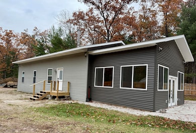 1581 Lone Pine (West) Dr, Baldwin, MI 49304 - photo 2