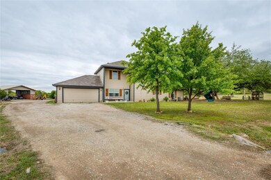 206 Toowoomba Ln, Weatherford, TX 76085 - photo 3