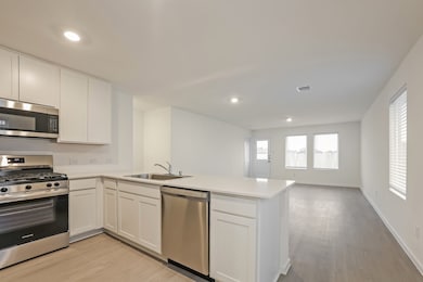 10819 Bird of Paradise Ln, Houston, TX 77016 - photo 6