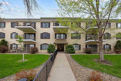 2135 1st Ave SE unit 115, Cedar Rapids, IA 52402 - photo 2