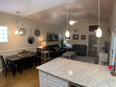 Nice open floorplan to entertain in.