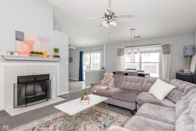 9984 Gentry Dr, Fishers, IN 46038 - photo 5