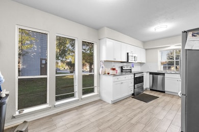 2301 Saharah Dr, Garland, TX 75044 - photo 5