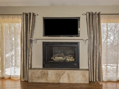 TV & MOUNTS REMAIN