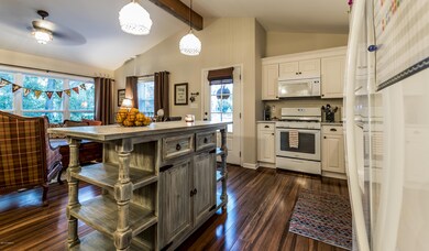 Kitchen 2