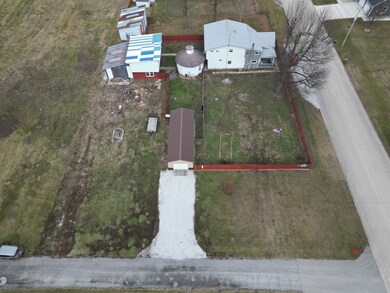 1312 N 9th St, Elwood, IN 46036 - photo 3