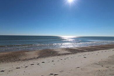 2000 New River Inlet Rd North-large-041-