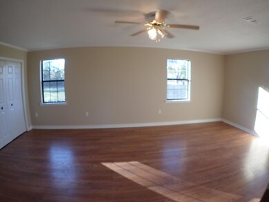 5855 Houston Ln, Crestview, FL 32539 - photo 7