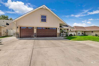 921 N College Rd W, Twin Falls, ID 83301 - photo 4