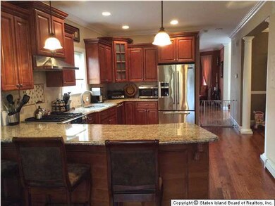 158 Manhattan St, Staten Island, NY 10307 - photo 6