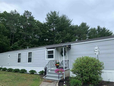 130 Daffodil Hill Ln, Rochester, NH 03868 - photo 4