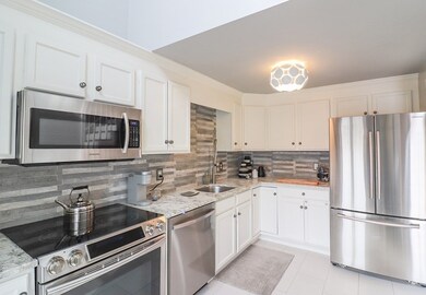 33 Barker Square Dr, Pembroke, MA 02359 - photo 3