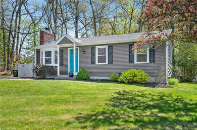 41 Crestwood Ct, Cumberland, RI 02864 - photo 3