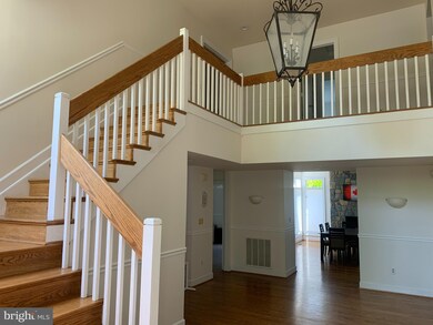 8824 Watts Mine Terrace, Potomac, MD 20854 - photo 4