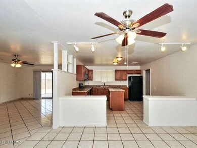 2907N54thDr_viewer_2005[1]