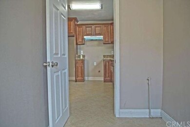 1013 W Laurel St, Compton, CA 90220 - photo 3