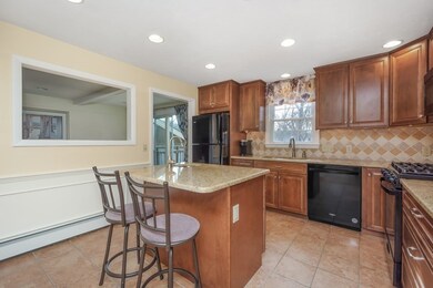 87 Bumble Bee Cir, Shrewsbury, MA 01545 - photo 7