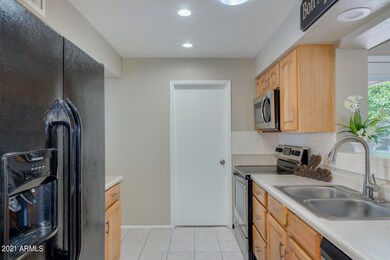 6-Kitchen