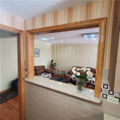 2626 Homecrest Ave unit 5, Brooklyn, NY 11235 - photo 6