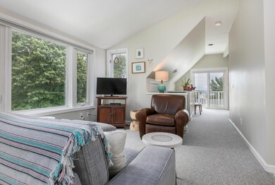 6 Surfsite Rd South Portland-large-007-0