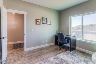 Office/ Den