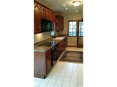 Lots of Cabinet Space!