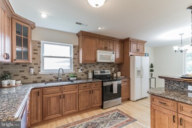 4125 Joshua Rd, Lafayette Hill, PA 19444 - photo 6