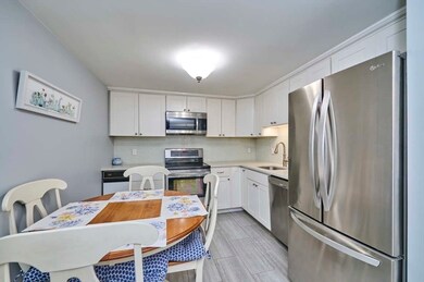 Parkway Plaza South unit 110, Medford, MA 02155 - photo 5