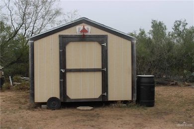 8993 N Cr 101 Rd N, San Diego, TX 78384 - photo 5