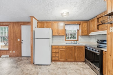 111 Mishnock Rd, West Greenwich, RI 02817 - photo 3