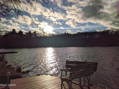 118 Hemlock Point Ct, Hawley, PA 18428 - photo 3