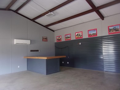 1202 Bessemer Ave, Llano, TX 78643 - photo 3