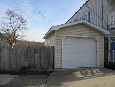 Detached one car garage