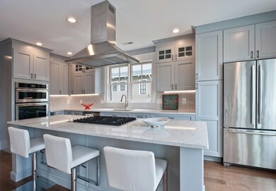 65 Fayerweather St unit 1, Cambridge, MA 02138 - photo 4