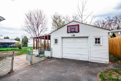 6 Rhode Island Ave, Rensselaer, NY 12144 - photo 3